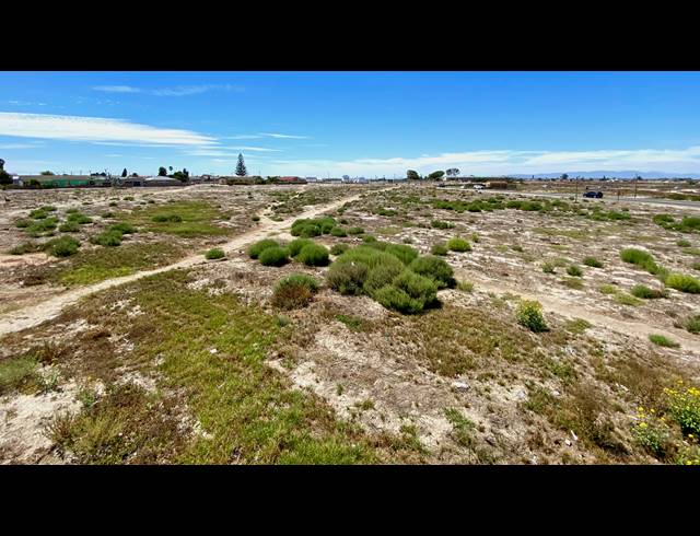 19,764M² VACANT LAND FOR SALE IN LAAIPLEK